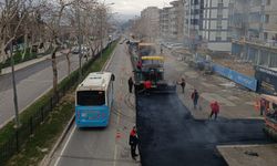 Büyükşehir, Asfalt Mesaisini Kesintisiz Sürdürüyor