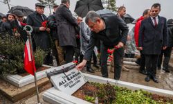 CHP Genel Başkanı Özel, Kahramanmaraş'ta ziyaretlerde bulundu