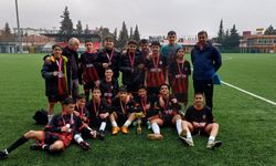 Cumhuriyet Ortaokulu Futbol Takımı İl İkincisi Oldu