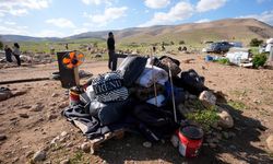 Filistin topraklarını gasbeden İsrailliler, Batı Şeria'da 15 Filistinli aileyi yerinden etti