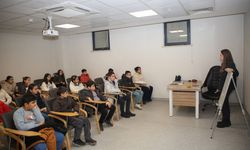 Kahramanmaraş Emniyetinden Öğrencilere İngilizce Dil Kursu