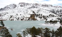 Barajlar Buz Tuttu, Kartpostallık Görüntüler Ortaya Çıktı