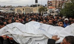 Katil İsrail'in Gazze'ye saldırılarında can kaybı 8 artarak 71 bin 803'e yükseldi