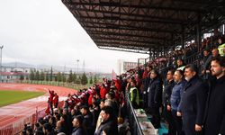 Milletvekili Debgici’den İstiklalspor’a Tribünden Destek