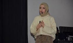 Psikolojik Danışman Zeynep Zülal Meşe Afşin’de Aile İçi İletişimi Anlattı