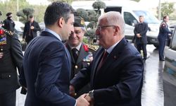 Bakan Güler, Özdemir Bayraktar anısına hazırlanan belgeselin gösterimine katıldı