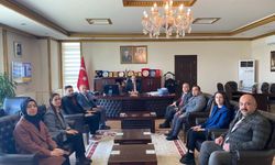 Kaymakam Sarıdoğan’dan Eğitim Personeline Başarı Belgesi