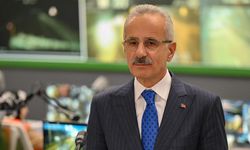 Bakan Uraloğlu: Karadeniz'de petrol tankerinin İDA ile vurulduğunu düşünüyoruz