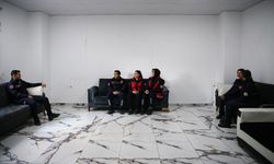 Adana'nın kadın itfaiyecileri özveriyle çalışıyor