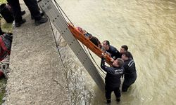 Alanya'da çaya düşen kişiyi itfaiye kurtardı