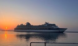 Antalya Limanı daha büyük kruvaziyerler ağırlamaya başladı