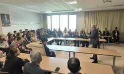 Antalya'da 'Atatürk'ün Antalya Ziyaretleri' konferansı düzenlendi