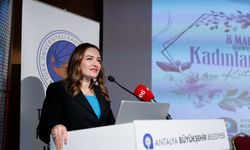 Antalya'da 'Kadın Muhtarlarla Eşitlikçi Uygulamalar' paneli düzenlendi