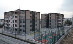 İş Bankası deprem bölgesindeki çalışanları için Adıyaman lojmanlarını tamamlayarak teslim etti