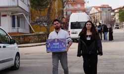 Isparta'da öğrencilerden 'Bir Kumanya, Bir Sofra, Bin Umut' kampanyası