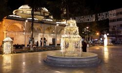 Isparta'daki yaklaşık 5 asırlık Firdevs Bey Camisi yıllara meydan okuyor