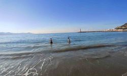 Alanya'da sabahın serinliğinde deniz keyfi