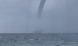 Antalya'da korkutan hortum karaya ulaşmadan kayboldu