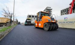 Büyükşehir, Dulkadiroğlu’nda Asfalt Mesaisini Sürdürüyor