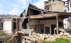 Depremde Hasar Alan Metruk Binalar Vatandaşları Tedirgin Ediyor