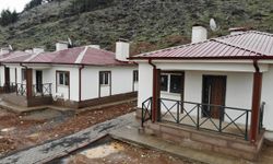 Depremzedelere 15 Köy Konutu Teslim Edildi