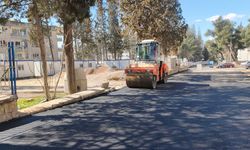 Büyükşehir, Dulkadiroğlu Yenişehir Mahallesi’nde Asfalt Seferberliğini Sürdürüyor