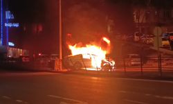 “Dur” İhtarına Uymayan Sürücü Alev Alan Araçla Kaçtı
