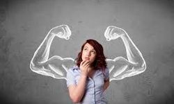 Kadınların En Büyük Yanılgısı: "Süper Kadın" Olma Hazzı Aslında Bir Tükeniş mi?