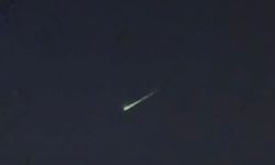 Gökyüzünde Parlayan Işık Neydi? Göktaşı mı Düştü?