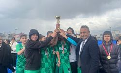 Kahramanmaraş’ta Okul Sporları Heyecanı: Hokey ve Yüzme Müsabakaları Tamamlandı