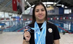 Milli yüzücü Dila Gençay'ın hedefi Çekya'da kürsü