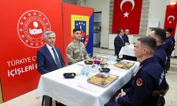 Vali Ünlüer, Jandarma Personeliyle İftarda Buluştu