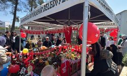 4 Öğrencinin Mezarı 23 Nisan’da Balon ve Bayraklarla Süslendi