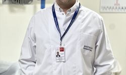 Böbrek tümörü ve rahim ağzı kanserinden aynı seansta robotik cerrahiyle kurtuldu