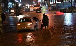 GÜNCELLEME - Osmaniye'de sağanak nedeniyle Bülbül Deresi ve Savrun Çayı taştı