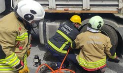 Hatay'da tamir etmeye çalıştığı tırın kupa ile dorsesi arasına kolu sıkışan sürücü öldü