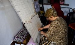 Isparta'daki sanat evinde kadınlar hem meslek sahibi oluyor hem kazanç elde ediyor
