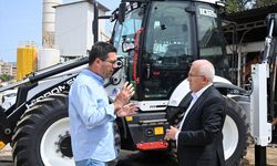 Kumluca Belediyesi iş makinesi filosunu güçlendirdi