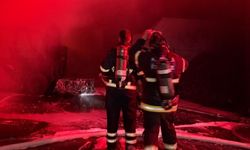 Osmaniye'de geri dönüşüm tesisinde çıkan yangın söndürüldü