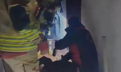 Kahramanmaraş'ta çıkan yangında evde mahsur kalan vatandaşı itfaiye kurtardı