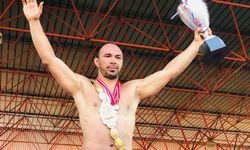 Yağlı Pehlivan Güreşlerinin efsane ismi Ali Gürbüz, Kepez Belediyesi'nde