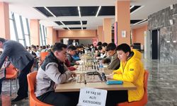 Elbistan’da Çanakkale Zaferi Anısına Satranç Turnuvası Düzenlendi