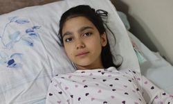 Fatma İkra, Kaybettiği Öğretmeni ve Arkadaşlarının Acısını Yaşıyor