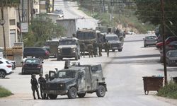 İsrail ordusunun işgal altındaki Batı Şeria'daki saldırısında 2 Filistinli yaralandı