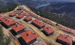 Yanan köyler yeniden kuruluyor: 138 ev teslime hazır