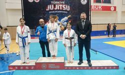 Kahramanmaraşlı Sporcu Canbaz, Türkiye Şampiyonası’nda Madalyaları Topladı