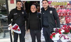 Kavga diye geldiler, çiçeklerle karşılandılar