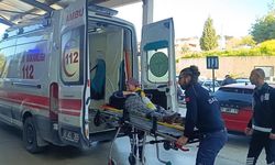 Adana'da işçileri taşıyan midibüs devrildi: 17 yaralı