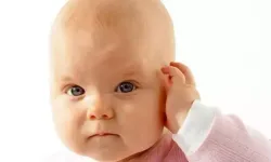 Çocuğunuz Kulağını Çok Sık Çekiyorsa Dikkat!