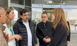 Milletvekili Karakoç'tan Yaralı Öğrenciye Ziyaret